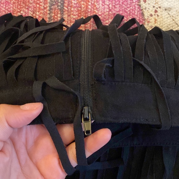 Hm mini fringe skirt size 6 zipper enclosure - Picture 3 of 4